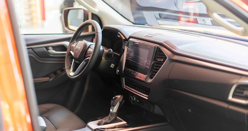Isuzu D-Max cena 179457 przebieg: 1, rok produkcji 2023 z Słupsk małe 16